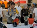 Polrestabes Makassar Musnahkan 1,4 Kg Sabu, Klaim Selamatkan 7.500 Jiwa