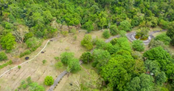 Menikmati Destinasi Asri sambil Menengok Jejak Prasejarah di Sumpang Bita Pangkep