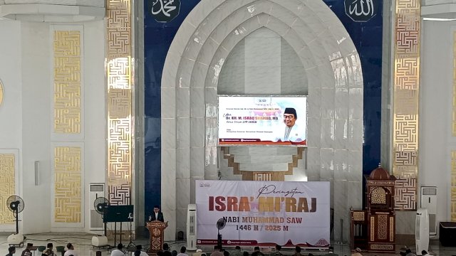 Peringatan Isra Mi'raj di Masjid Kubah 99 Asmaul Husna Makassar baru-baru ini. Foto: HN/Rani