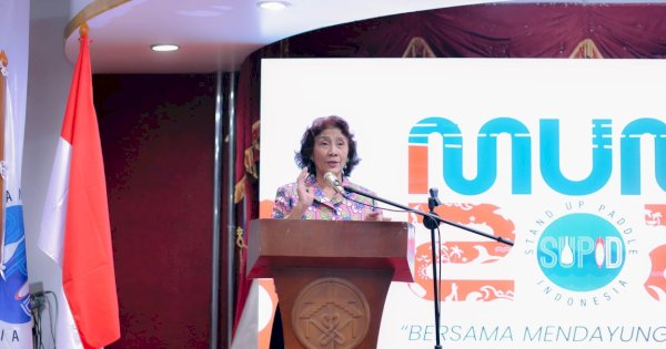 Ibu Susi Pudjiastuti sebagai ketua umum stand up paddle indonesia periode 2025 – 2028