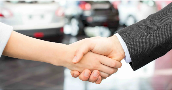 Tips Jual Mobil Bekas di Internet Agar Cepat Laku