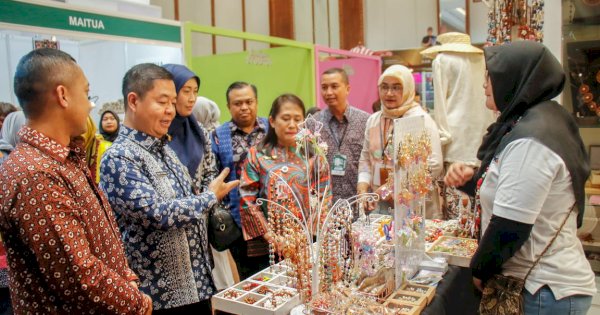 Membawa Kearifan Lokal ke Pasar Global, KAI Dukung UMK di Inacraft 2025