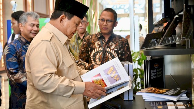 Presiden RI Prabowo Subianto saat meresmikan Bank Emas. (Foto: Pegadaian)