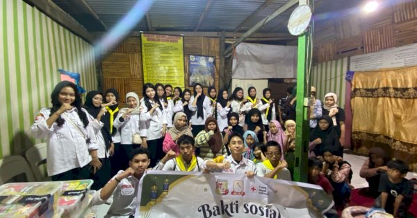 Bakti Sosial Ramadan, PMR SMAN 1 Makassar Salurkan 150 Paket Bantuan