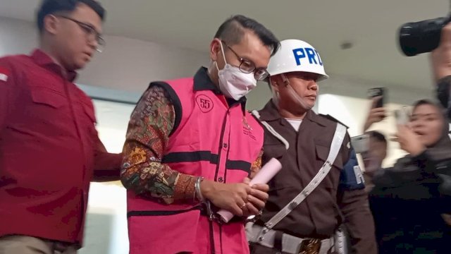 Direktur Pemasaran Pusat dan Niaga Pertamina Patra Niaga Maya Kusmaya ditetapkan sebagai salah satu tersangka korupsi tata kelola minyak mentah dan produk kilang pada PT Pertamina Subholding. Foto: dok kompas