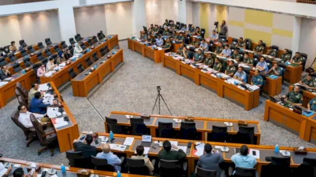 Rapat kerja komisi I DPR RI dengan Panglima TNI dan Kepala staf terkait pembahasan rancangan undang-undang dan revisi UU TNi ||@91agussubiyanto