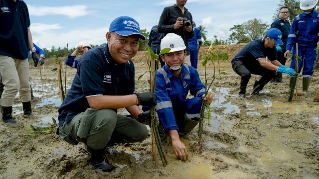 Yamaha Motor Group Perkuat Komitmen Lingkungan, Tanam Ratusan Ribu Mangrove di Bone