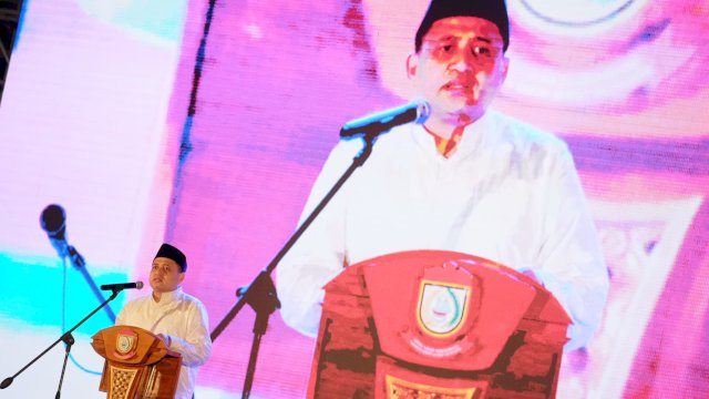 Wali Kota Makassar Munafri Arifuddin Saat Memberikan Sambutan di Buka Puasa Bersama anak-anak panti asuhan dan peringatan Nuzulul Quran lingkup Pemkot Makassar di Lapangan Karebosi, Foto: Humas Pemkot Makassar.