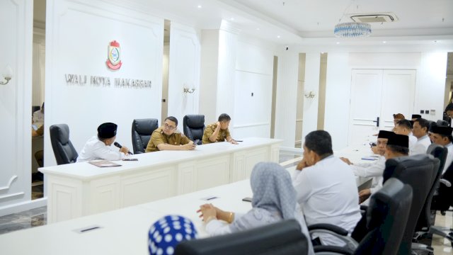 Wali Kota Makassar, Munafri Arifuddin, saat menerima audiensi FKUB Sulsel.