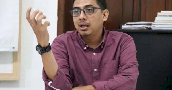 Pukat: TNI-Polri Harus Berhenti Jika Masuk ke Birokrasi Sipil