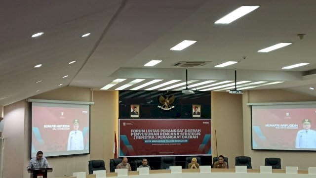 Wali Kota Makassar Munafri Arifuddin Saat Membuka Forum Lintas Perangkat Daerah dalam rangka penyusunan Renstra Perangkat Daerah Kota Makassar Tahun 2025-2029, Foto: HN/Sinta.