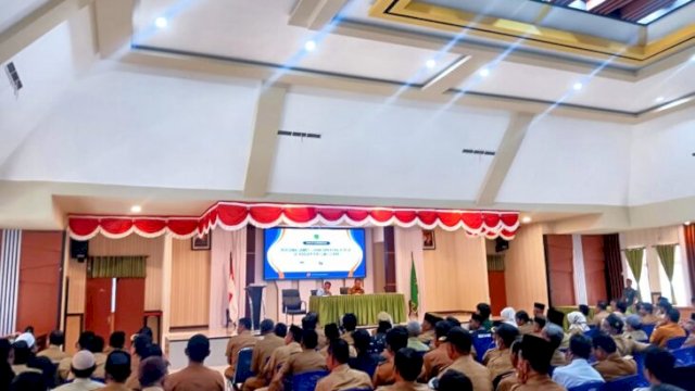 Rapat koordinasi SKPD Luwu Utara dihadiri oleh seluruh kepala dinas dan pejabat terkait ||handover 