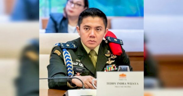 Kontroversi Kenaikan Pangkat Teddy: Shortcut atau Kebutuhan?