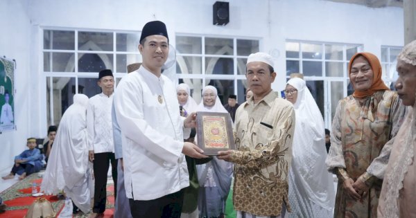 Safari ke Masjid Al-Munatsir Parenreng, Bupati MYL Sampaikan Terima Kasih atas Pilkada Damai