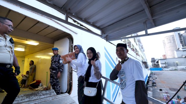 Salah satu dokumnetasi mudik gratis yang digelar PLN. Foto: dok