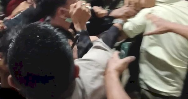 RDP Sengketa Lahan Bitoa Berakhir Ricuh, Satpol PP Jadi Sasaran Amuk Massa