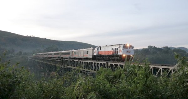 KAI Group Dorong Transportasi Berkelanjutan, Layani 78,5 Juta Penumpang dalam Dua Bulan Pertama 2025