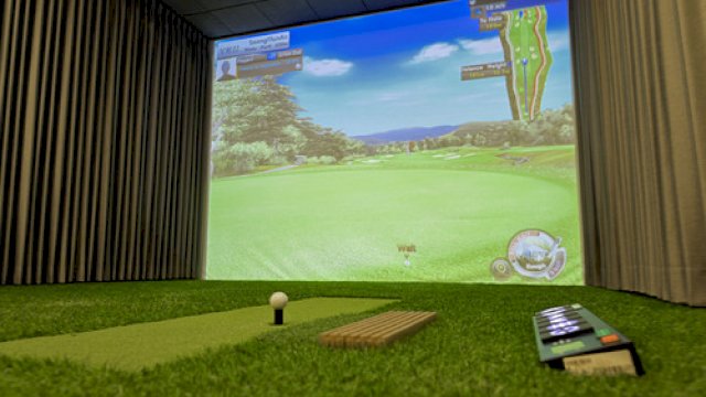&ldquo;Awan Eight – Golf&rdquo;, Golf Simulator Pertama di Bandung, Rasakan Sensasi Main di Lapangan Golf Korea hingga United Kingdom!