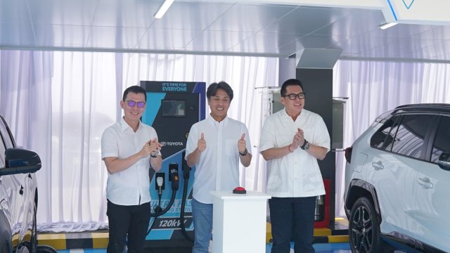 Mall of Indonesia Menjadi Lokasi Terbaru Toyota Electric Charging Spot