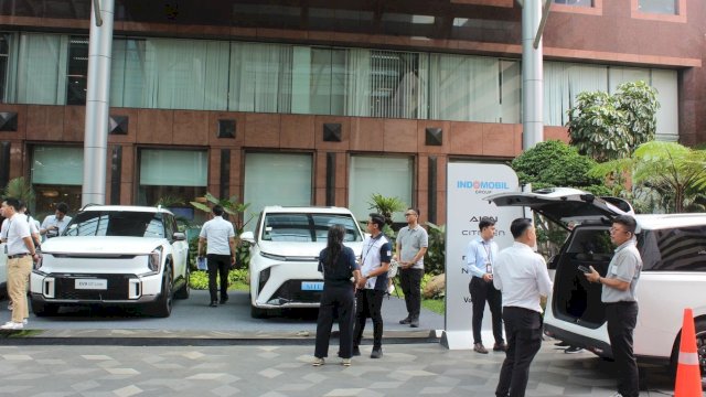 BRI Finance Perkuat Kemitraan dengan Indomobil Group Hadirkan Mobil Impian di BRI