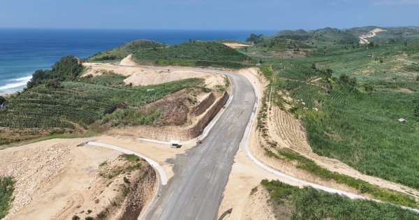 Pembangunan Jalan Lintas Selatan Lot 2: Bululawang – Sidomulyo – Tambakrejo oleh PTPP Melampaui Target , Proyek dengan Inovasi Terbaru