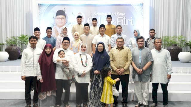 Wali Kota Makassar Munafri Arifuddin safari Idulfitri di kediaman Moh Ramdhan Pomanto. Foto: dok