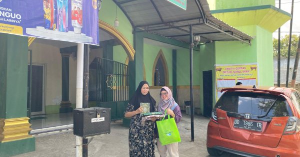 GMTD Salurkan Wakaf Perlengkapan Ibadah ke Lima Masjid di Tanjung Bunga