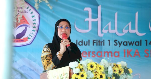 Hadiri Halal Bihalal IKA SPADEL, Bupati Andi Ina Ajak Bahu Membahu Tingkatkan Ekonomi Barru
