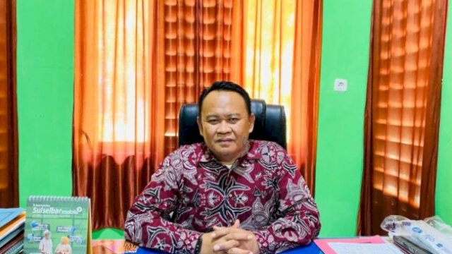 Kepala DLHK Sinjai, H. Sofwan Sabirin. DLHK Sinjai segera menyusun SE dimana OPD di Sinjai wajib menyetor 5 Kg sampah/bulan mendukung program Bank Sampah ||Irman_harian.news