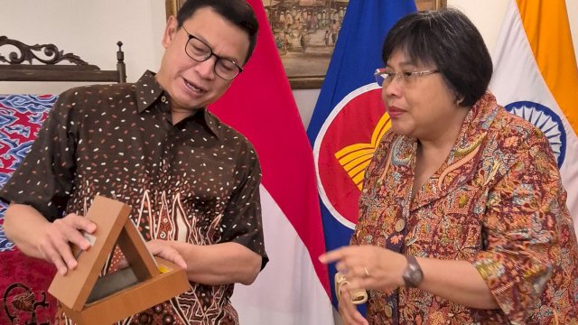 Kepala BPOM RI, Taruna Ikrar (kiri) akan mendorong obat murah bagi rakyat. Dok 