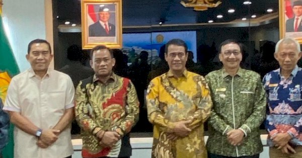 Bupati Luwu Temui Mentan Amran Sulaiman Perjuangkan Irigasi Pertanian