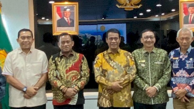 Bupati Luwu Temui Mentan Amran Sulaiman Perjuangkan Irigasi Pertanian