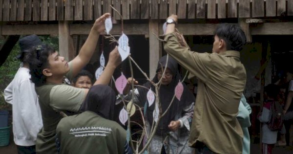 Teaching Day Pajappa Bangkeng, Pelita Harapan di Sekolah Kolong Gowa