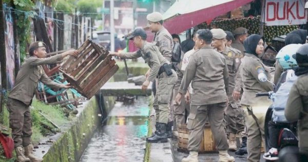 Razia PK5, Satpol PP Sisir Ruas Jalan AP Pettarani dan Hertasning