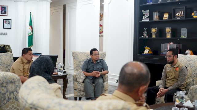 Anggota Fraksi PKS, Andi Hadi Ibrahim Baso menemui Wali Kota Makassar, Munafri Arifuddin. Foto: HN/Sinta