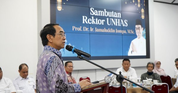 Tampil Beda, Halal Bihalal FT Unhas Dirangkaikan Peluncuran Program Strategis 2025