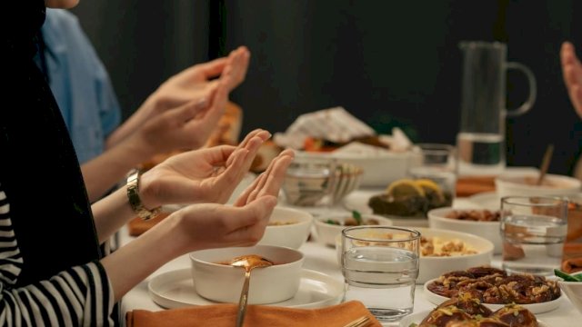Bulan Syawal dan Kearifan Lokal: 5 Tips Mengadakan Halalbihalal yang Tak Terlupakan