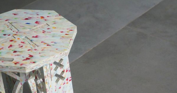 FURE: Inovasi Mahasiswa Surabaya Ubah Tutup Botol Plastik Jadi Furnitur Estetik dan Ramah Lingkungan