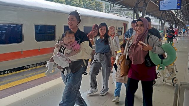 KAI Group Berhasil Melayani 29.170.705 Pelanggan Selama Masa Angkutan Lebaran 2025