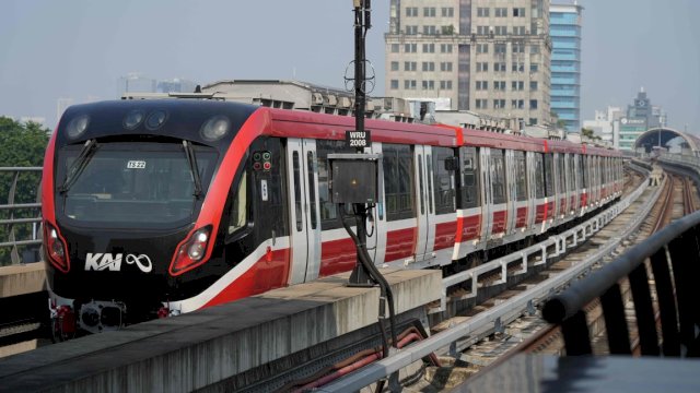 Tarif Mulai Rp5.000, LRT Jabodebek Jadi Pilihan Nyaman untuk Libur Long Weekend 18-20 April 2025