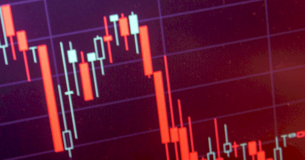 Tarif Trump Guncang Market, Harga Bitcoin Terjun Bebas ke Angka $77K!