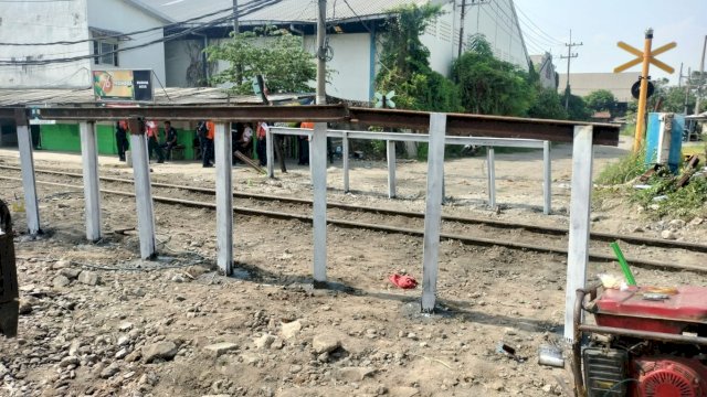 Demi Keselamatan, Para Pihak Sepakat Tutup perlintasan No 11 antara Stasiun Indro – Stasiun Kandangan