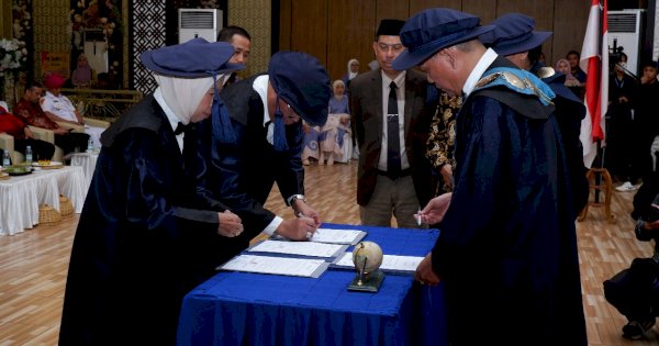 Unibos Resmi Menambah Dua Guru Besar di Bidang Teknologi Pangan dan Arsitektur