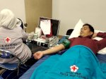 Donor Darah HUT Aston Makassar ke-13 Kumpulkan 52 Kantong Darah