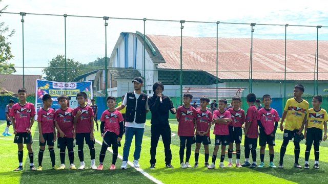 36 Tim Tingkat SD Berlaga Turnamen Bola Mini Monza Cup V 2025, Ada Syamsul Bahri Chaeruddin Beri Motivasi
