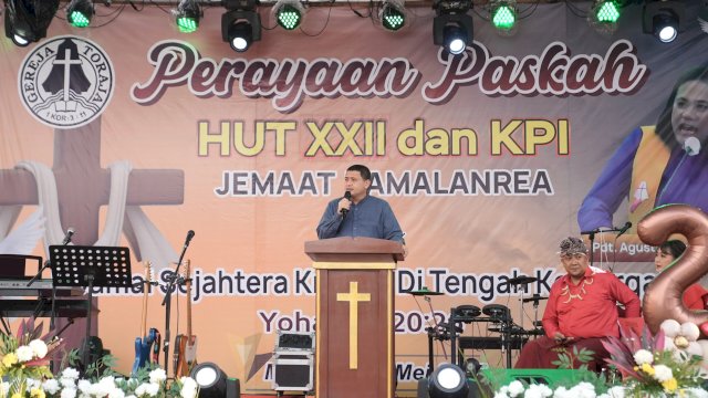 Hadiri Perayaan Paskah di Gereja Toraja Tamalanrea, Appi: Momentum Indah Dalam Kebersamaan
