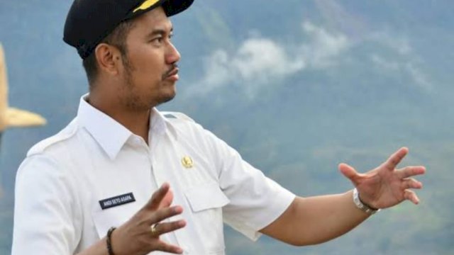 Andi Seto Gadhista Asapa. 