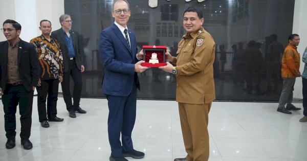 Munafri Tawarkan Pulau-Pulau di Makassar ke Swiss