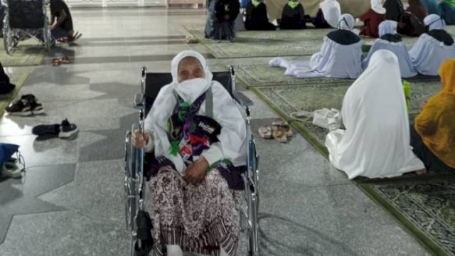 Jemaah calon haji asal Pinrang, Sapo Panisi Lili, beberapa hari sebelum wafat di Mekkah, Arab Saudi. (Foto: Humas Kemenag Sulsel)