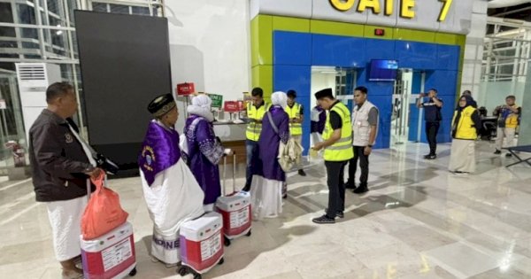 Kloter Terakhir Calon Haji Embarkasi Makassar Terbang ke Arab Saudi